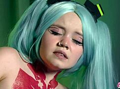 Horny Babe Rebecca Nikson Fingers and Toys Her Wet Pussy