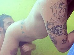 Cogiendo En La Ducha