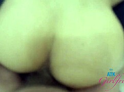 Kimmy Kimm's Holiday Creampie Surprise