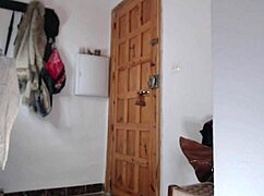 delivery guy gets slowmotion blowjob from curvy brunette stranger