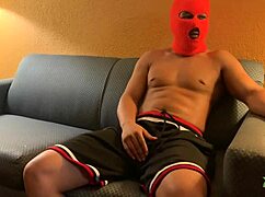 Amateur couch casting turns into intense gay threesome with old bbw squirting.