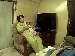 i put the fat girl on all fours and fuck her pussy hard while playing on my phone