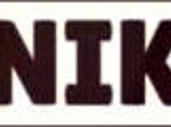 She Decided To Have Quick Double Penetration Fuck With Monster Cocks Before Guests Arrived