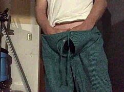 A Detailed Gay Massage Session