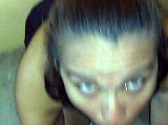 Wet girlfriend feels huge milf riding in bedroom