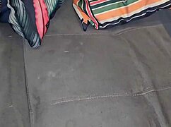 sexo quente with the doorman and his buddy checking my place