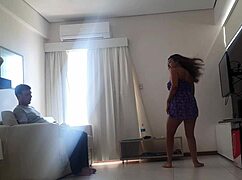 Perrea y me roza el pijo