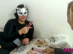 fada mel shows her vibe to her friend and they end up kissing and sucking pussy