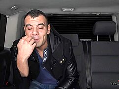 Lost babe feels horny stranger's big cock deepthroat in driving car at night