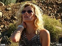 Daringsex solo babe masturbates with hairy pussy in mountains