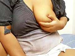 Indian Young 18+ Girl Showing Boobs