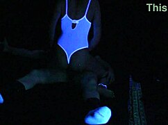 Carrie Says 'Blacklight Sex Is Amazing!'