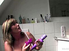 chubby german milf fucking hard in bathroom!