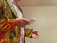 while doing standup, mchenry cruiser gets milf blowjob