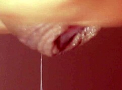 Blonde teen 18+ reveals parents will be out of town for close-up encounter