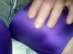 i tease wit my big spandex buldge