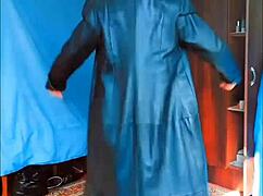 Sissy crossdresser models sexy dress for gay ladyboy