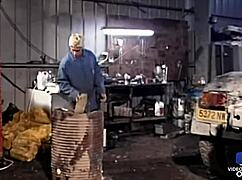 Kate and alicia in improvised threesome between anal