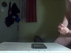 i'm jerking hard for cassidyboo, watching her get cum on her face in this hot scene