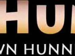 Athletic 18yo Kira Noir gets penetrated orally