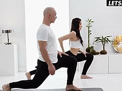 Bang Clea Gaultier Deep After Yoga!