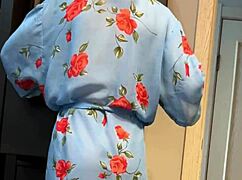 Russian Virgin Girl Sucks Courier