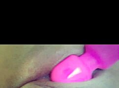 Clean Pussy Gets Intense Masturbation Action