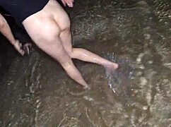 fanny casada se exibe sem calcinha em publico na rua