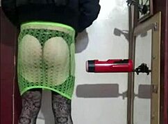 Shy Crossdresser Enjoys Machine Masturbation in Homemade Video Part 4