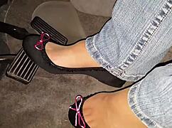 i love connecting on facebook for intimissima's intimate webcam shows with amateur fetishes.