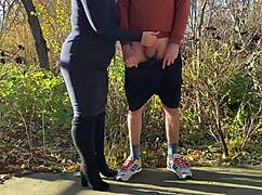 Moj tastov sin me prisili sesati kurac in vzeti v rit