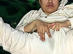 Colombian housewife flashes in the morning on xvideos 2024