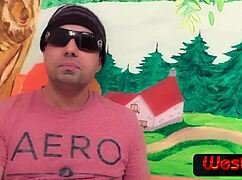 Mulata export type gives tasty ass to interracial pornstar Kate Bittencourt in frotinha scene