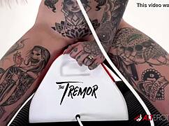 tattooed amber luke rides the tremor for the first time, it's so erotic