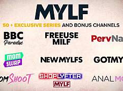 Hot milf teacher Heather Hendrix blows during work