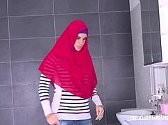 Curvaceous muslim goddess intensely shows her blowjob and handjob skills on big cocks