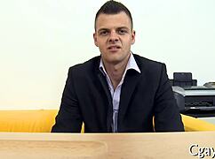 i watchd gay porn with a larg pecker, it wuz hot