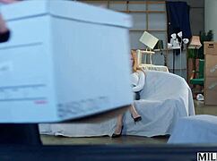 Sedona Reign's milfy debut with doggystyle and cum in mouth