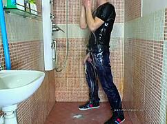 Gay Jeans Shower Masturbation Fetish