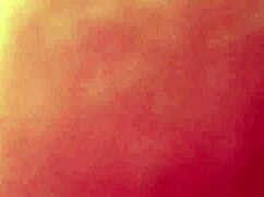 Chica caliente chats about milf life 😍