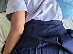 ว้าว! นักท่องเที่ยวฝรั่งเศสเย็ดนักเรียนไทยอายุ 18 ปีในชุดแน่น