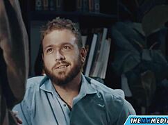 i'm the horny girl in lingere