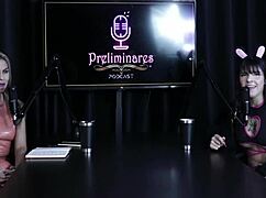 Does Yummi Paradise Show Tits And Tattoos While Moaning?