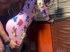 Man, my ebony horny aunty wants me bad, help!