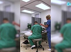 ホットなフィット熟女看護師が病院でマンコ見せしてクビに！