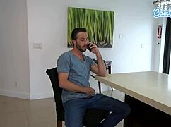 Застукала пасынка за подглядыванием и выебала пока мамы не было