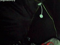 fui de camping con mi hermanastra culona y la follo dentro de la carpa