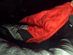 fui de camping con mi hermanastra culona y la follo dentro de la carpa