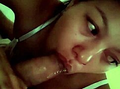 Real Homemade Babe Swallows Cock Deepthroat with Cumshot!