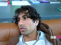 ねえ、この可愛い金髪18+ティーンがステップブラザーのチンポに騎乗するの見たい？ - ゼーン・ウォーカー、アディソン・ヴォドカ